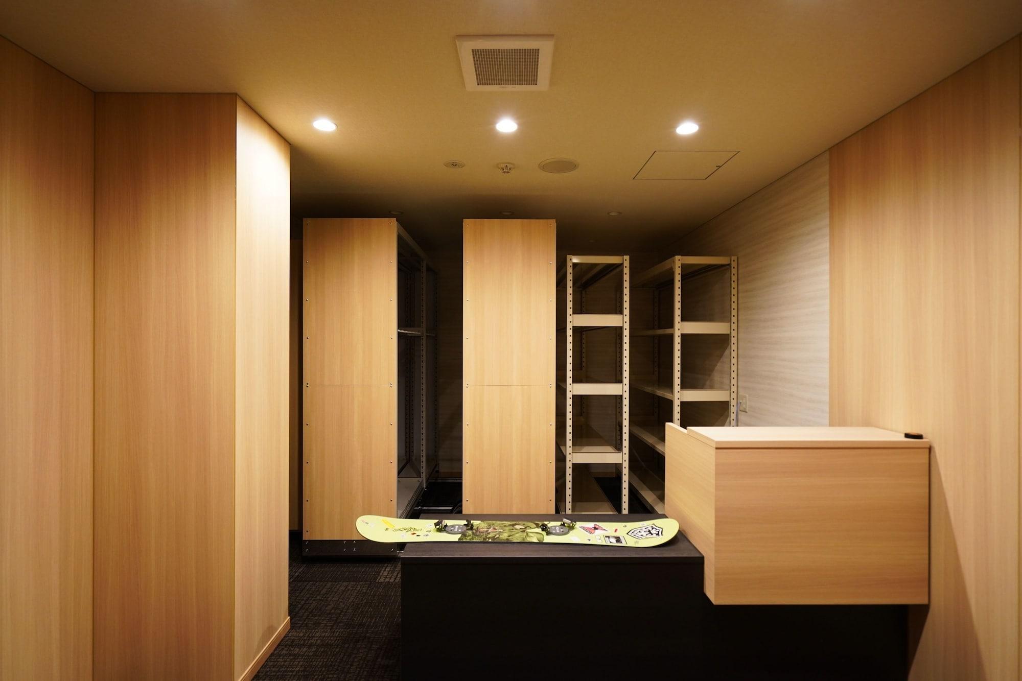 Winery Hotel And Condominium Hitohana Фурано Екстер'єр фото