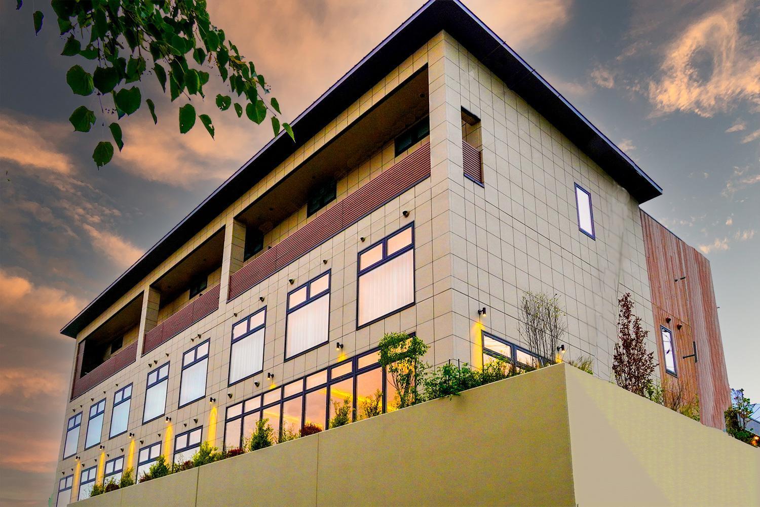 Winery Hotel And Condominium Hitohana Фурано Екстер'єр фото