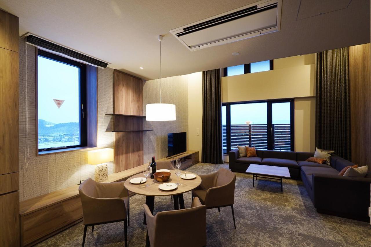 Winery Hotel And Condominium Hitohana Фурано Екстер'єр фото